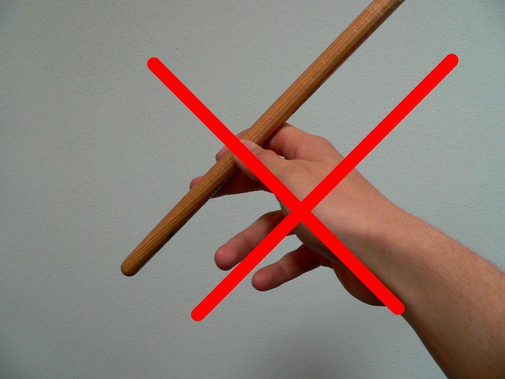 (17)SPATNĚ